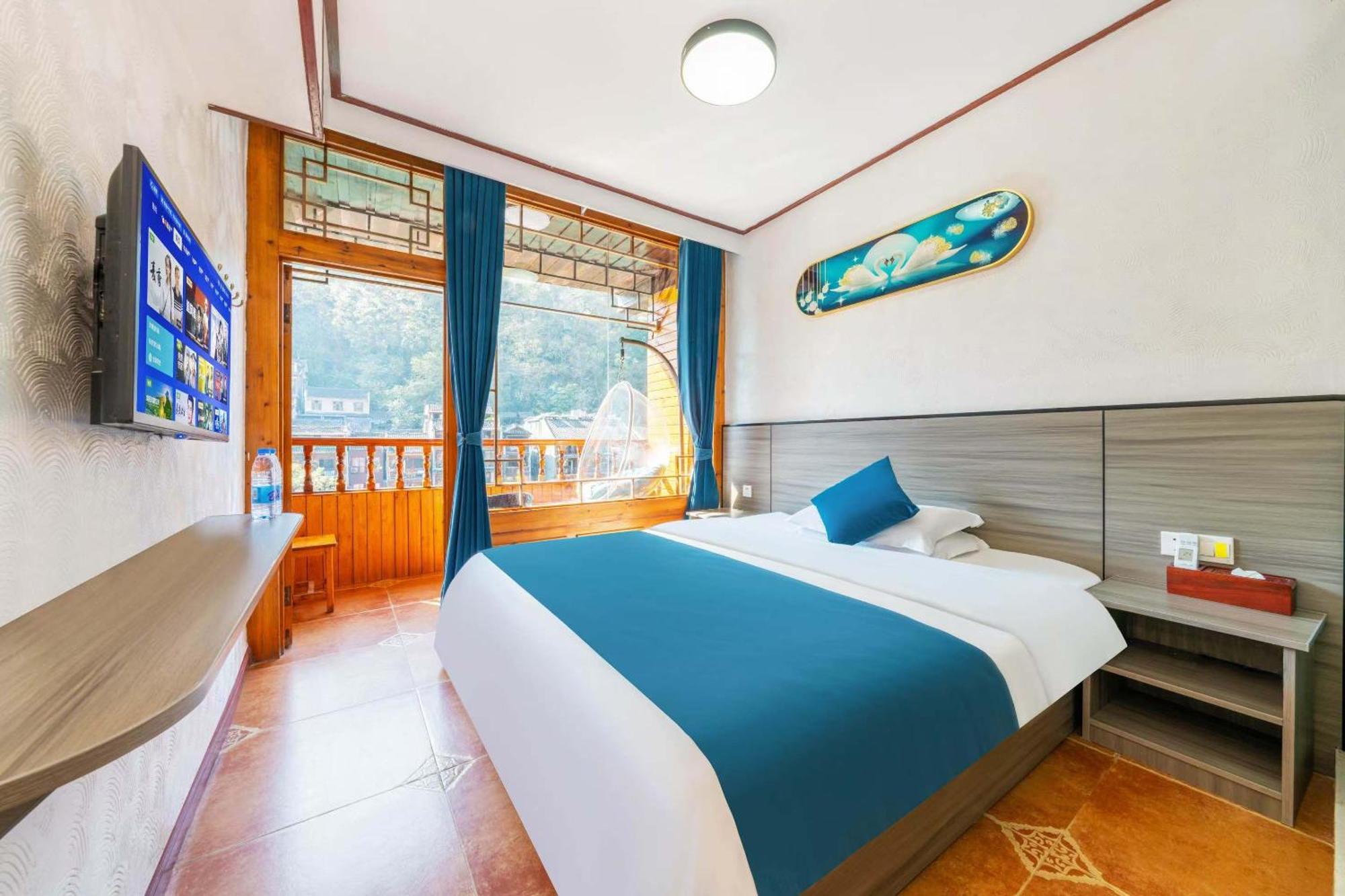 Fenghuang Memory Linjiang Inn Exterior foto